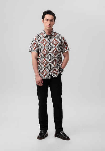 MANZONE- Kemeja Batik Lengan Pendek Pria Devantara 02 Modern Fit - Black