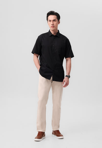 Manzone Kemeja Lengan Pendek Pria Modern Fit Ruggeds - Black