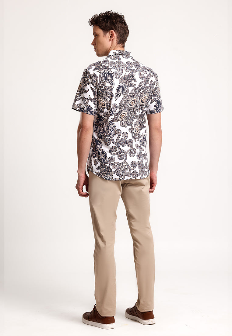 MANZONE - Kemeja Batik Lengan Pendek Pria Parama Slim Fit - White