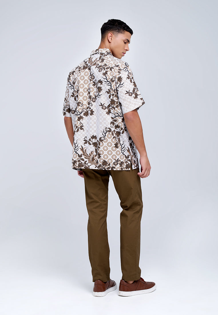 MANZONE - Kemeja Batik Lengan Pendek Pria Cakrayudha 03 Comfort Fit - White