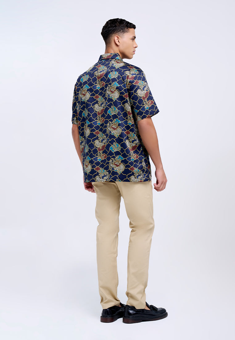 MANZONE - Kemeja Batik Lengan Pendek Pria Cakrayudha 05 Comfort Fit - Navy