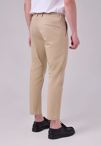 MANZONE - Celana Panjang Ankle Pria Crumbs 3 Relaxed Fit - Beige