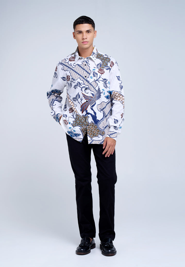 MANZONE - Kemeja Batik Lengan Panjang Pria Subadra Comfort Fit - White