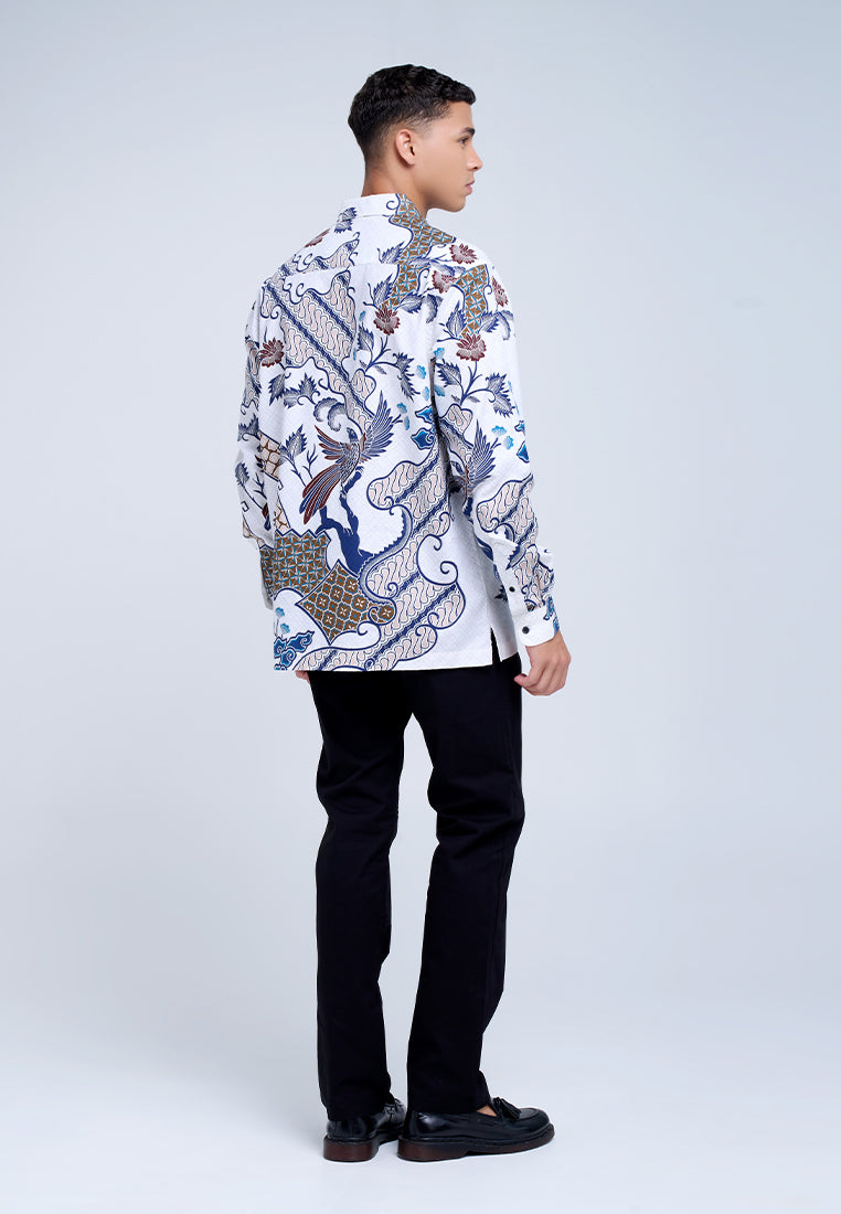 MANZONE - Kemeja Batik Lengan Panjang Pria Subadra Comfort Fit - White
