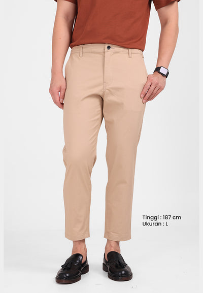 MANZONE - Celana Panjang Ankle Pria Bruce Relaxed Fit - Beige