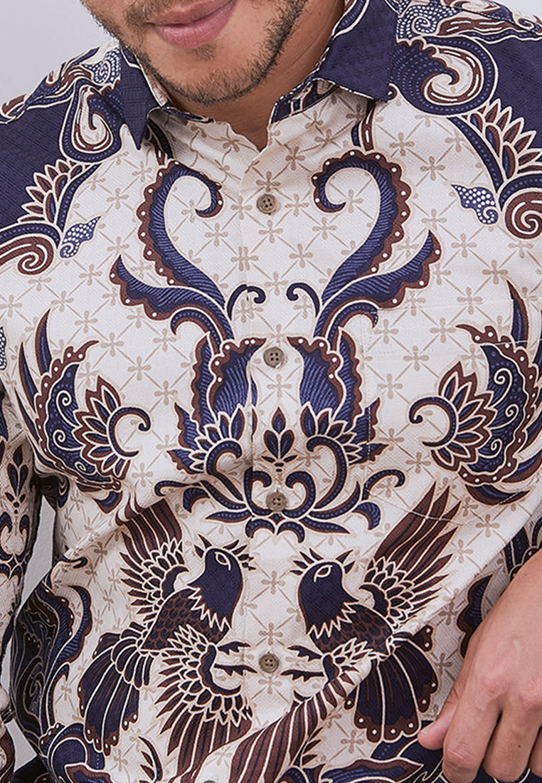 MANZONE - Kemeja Batik Lengan Panjang Pria Kalimasada Slim Fit - Brown