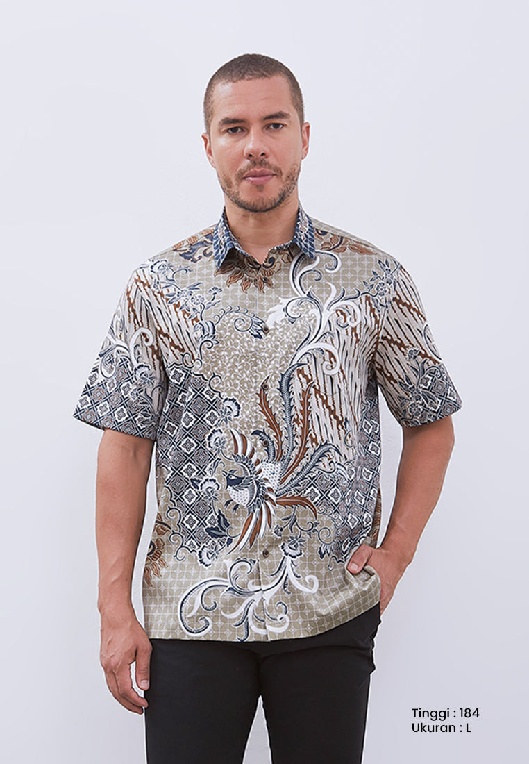 MANZONE - Kemeja Batik Lengan Pendek Pria Kertayasa Comfort Fit - Olive