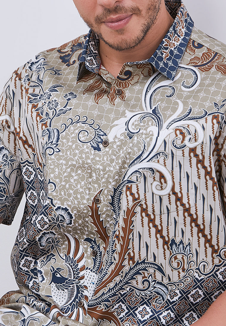 MANZONE - Kemeja Batik Lengan Pendek Pria Kertayasa Comfort Fit - Olive