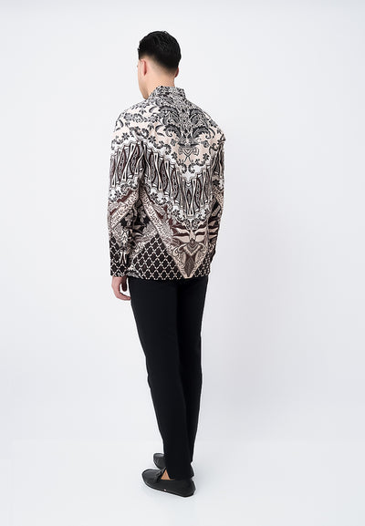 MANZONE - Kemeja Batik Lengan Panjang Pria Sundrana Modern Fit - Brown