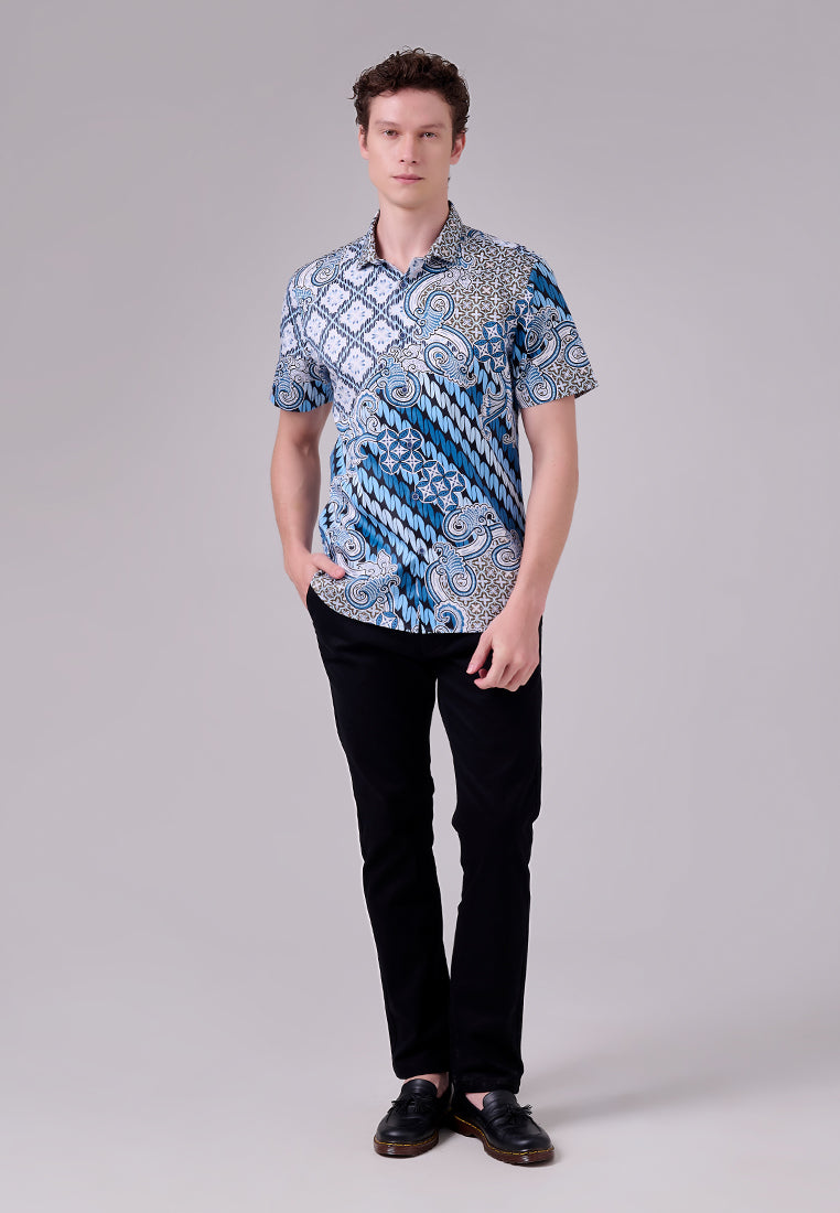 MANZONE - Kemeja Batik Lengan Pendek Pria Suraprabawa Slim Fit - Blue