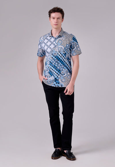 MANZONE - Kemeja Batik Lengan Pendek Pria Suraprabawa Slim Fit - Blue