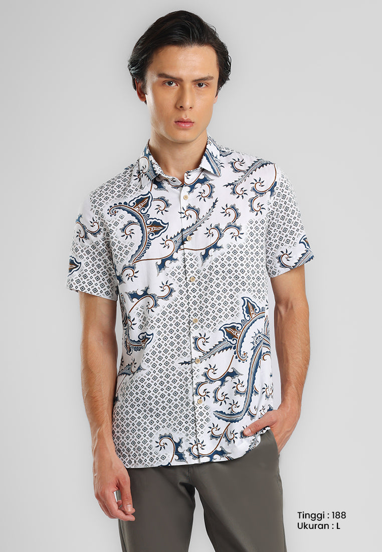 MANZONE - Kemeja Batik Lengan Pendek Pria Darajati 01 Modern Fit - White