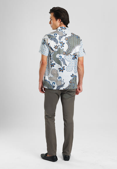 MANZONE - Kemeja Batik Lengan Pendek Pria Darajati 03 Modern Fit - Light Brown