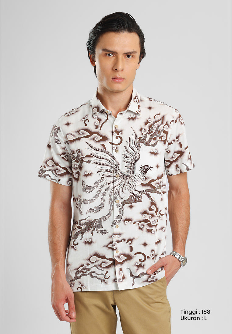 MANZONE - Kemeja Batik Lengan Pendek Pria Darajati 04 Modern Fit - Beige