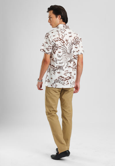 MANZONE - Kemeja Batik Lengan Pendek Pria Darajati 04 Modern Fit - Beige