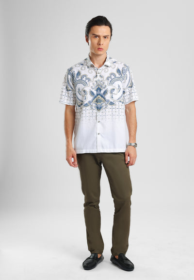 MANZONE - Kemeja Batik Lengan Pendek Pria Shiwa Comfort Fit - White