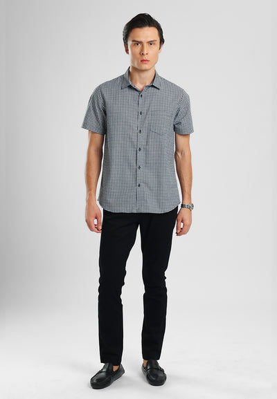 MANZONE - Kemeja Lengan Pendek Pria Karl 01 Modern Fit - Black