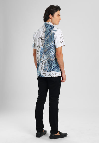 MANZONE - Kemeja Batik Lengan Pendek Pria Krakarsa Modern Fit - Blue