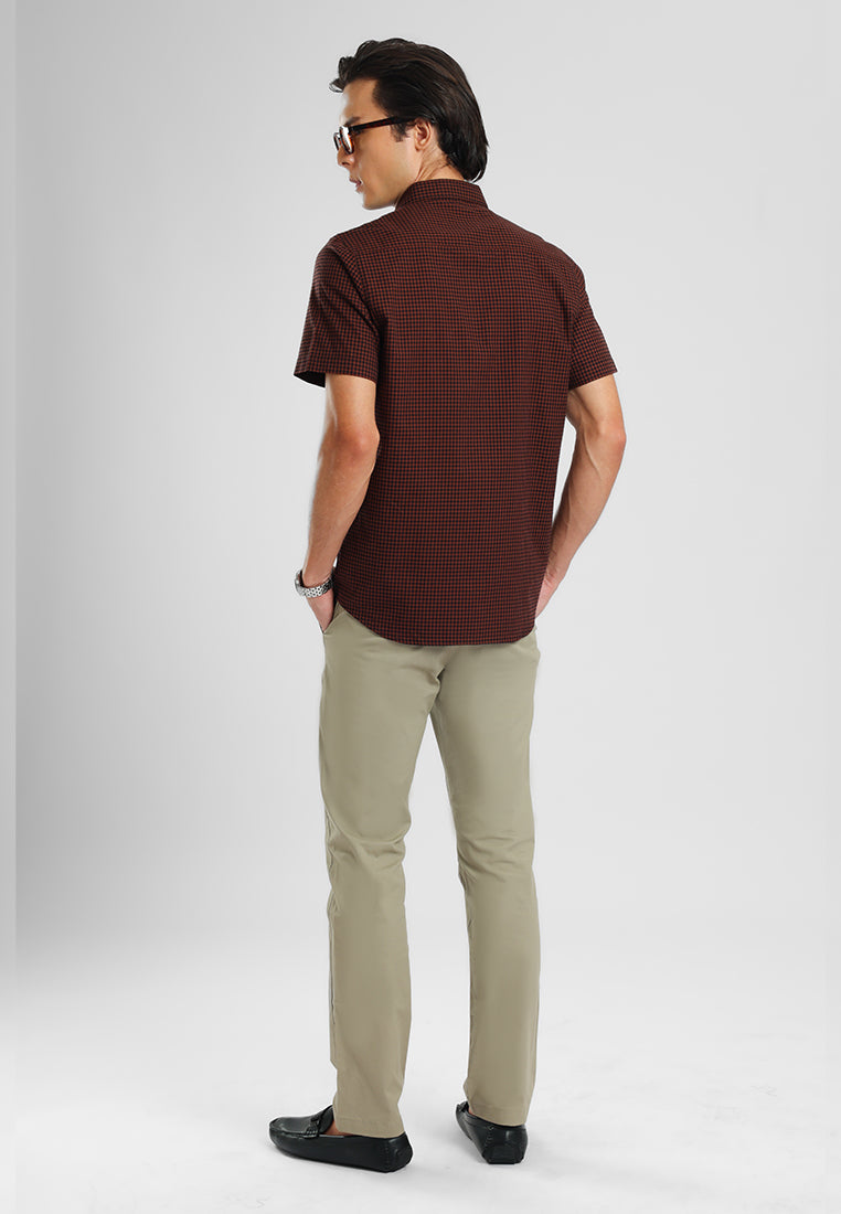 MANZONE - Kemeja Lengan Pendek Pria Karl 05 Modern Fit - Dark Brown
