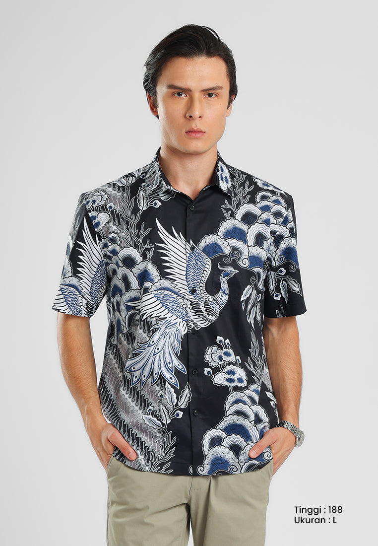 MANZONE - Kemeja Batik Lengan Pendek Pria Gubajra Comfort Fit - Black