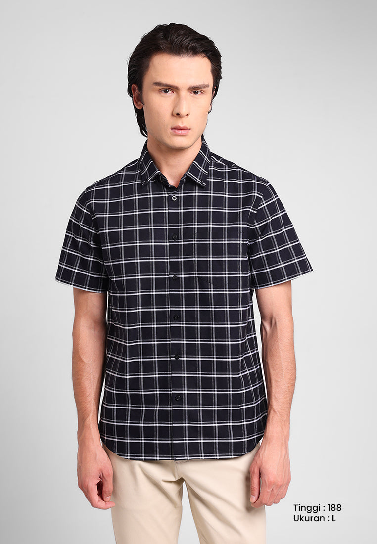 MANZONE - Kemeja Oxford Lengan Pendek Pria Artify 04 Modern Fit - Black