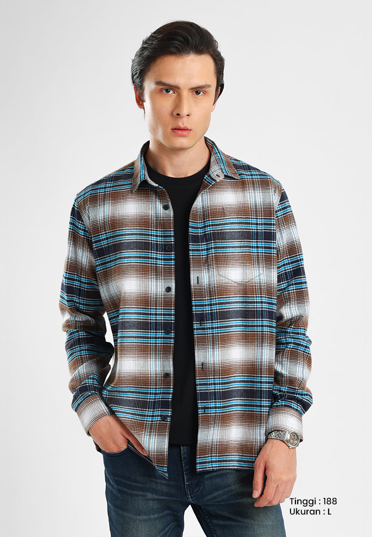 MANZONE - Kemeja Lengan Panjang Pria Cassius 04 Comfort Fit - Dark Brown