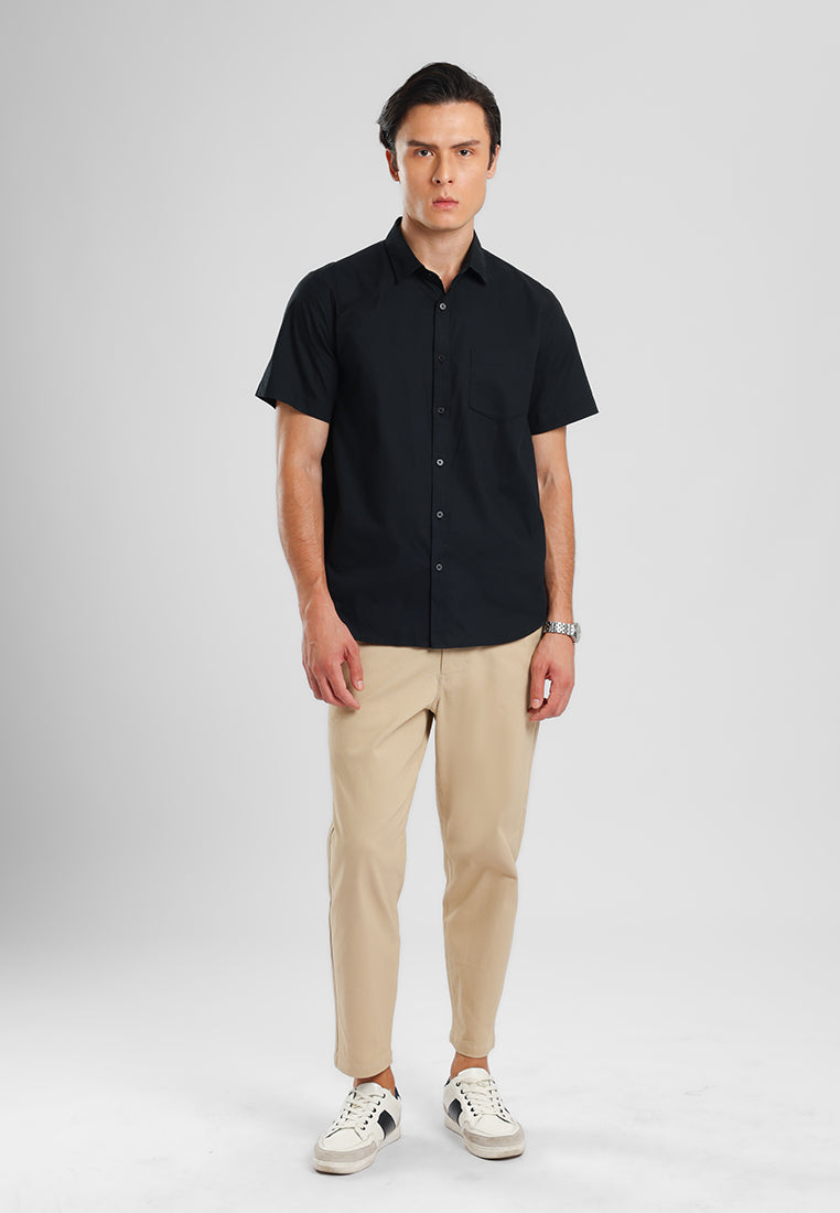 MANZONE - Kemeja Oxford Quick Dry Lengan Pendek Pria Jaxen 06 Modern Fit - Black