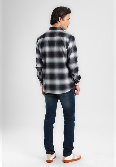 MANZONE - Kemeja Lengan Panjang Pria Cassius 01 Comfort Fit - Dark Grey