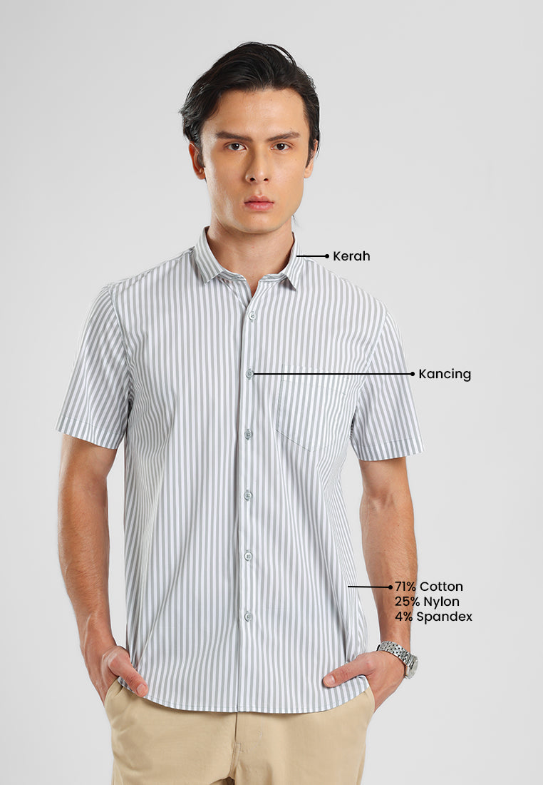MANZONE - Kemeja Lengan Pendek Pria Terra 05 Modern Fit - Light Grey