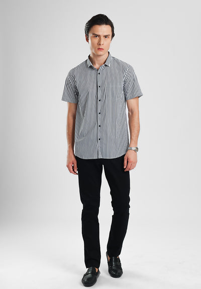 MANZONE - Kemeja Lengan Pendek Pria Terra 01 Modern Fit - Black