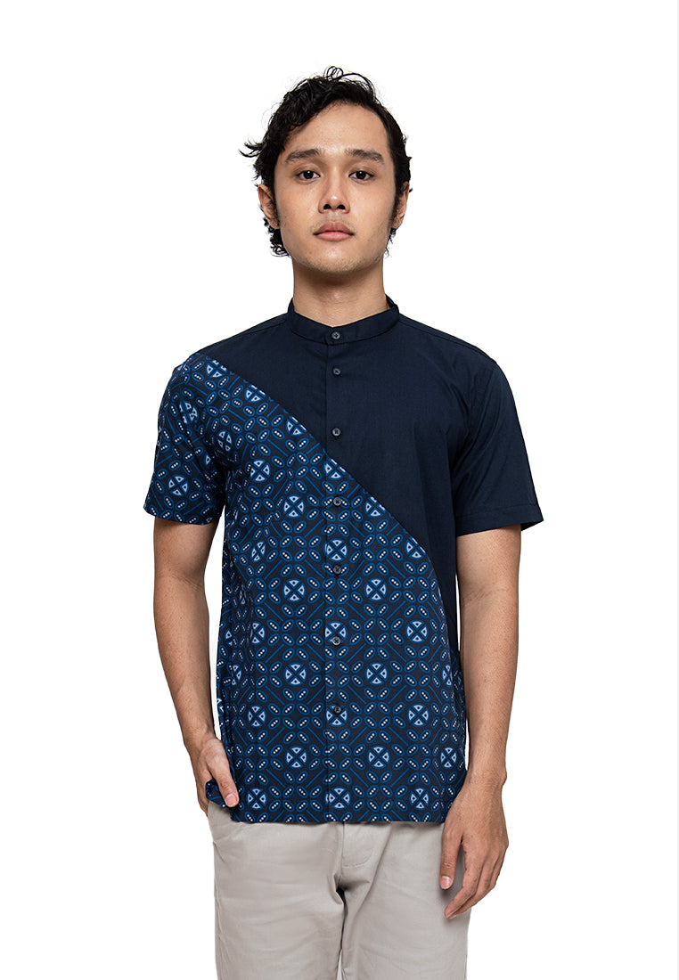 MANZONE Kemeja Lengan Pendek  Pramawangsa