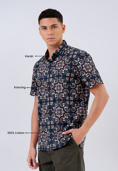 MANZONE - Kemeja Batik Lengan Pendek Pria Karaka 3 Modern Fit - Dark Green