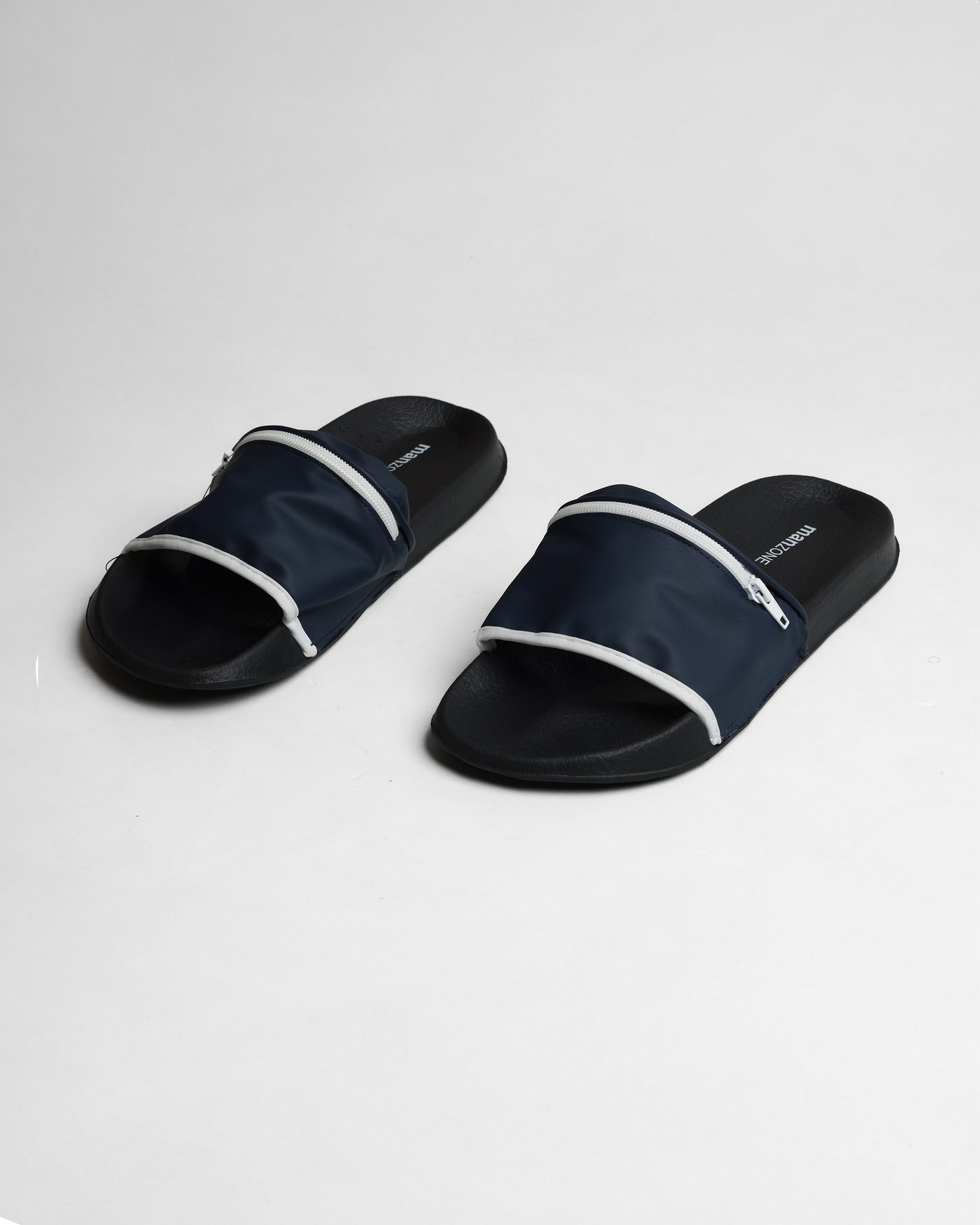 MANZONE - Sandal Pria Slip On Erso - Navy