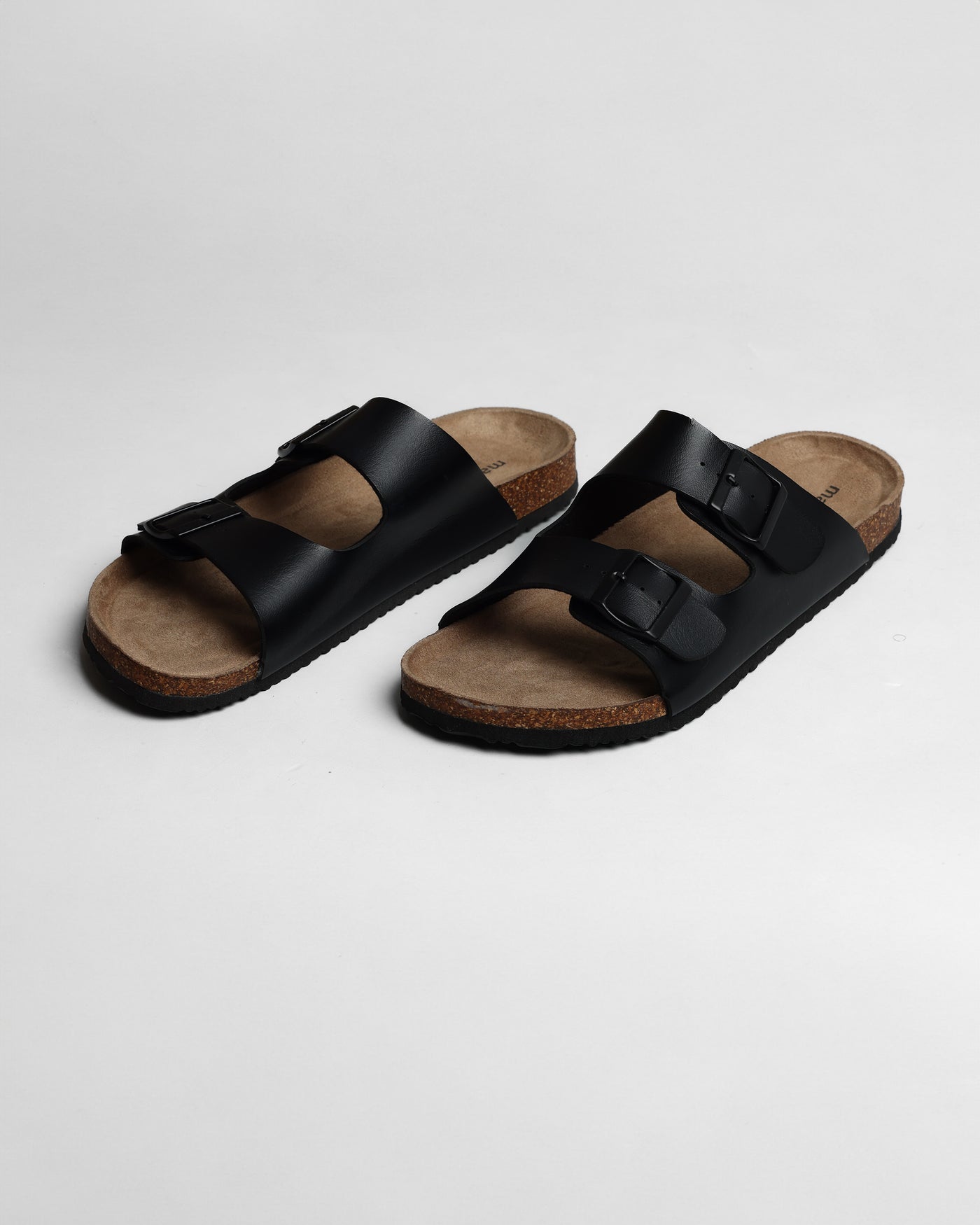 MANZONE - Sandal Pria Slip On Namor - Black