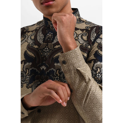 MANZONE Kemeja Batik Shanghai Lengan Panjang  DIRATAMA - KHAKI