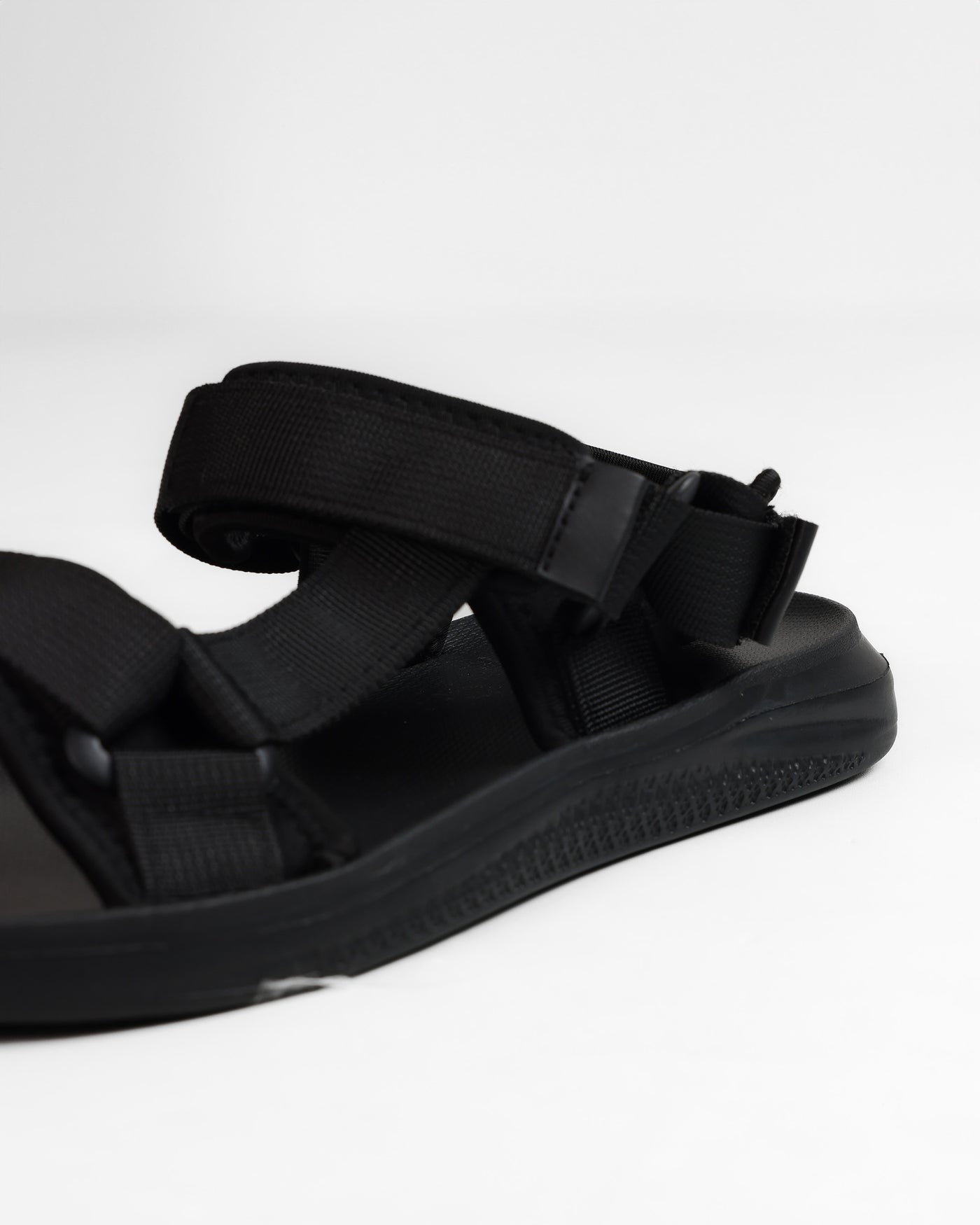 MANZONE - Sandal Pria Slip On Walker - Black