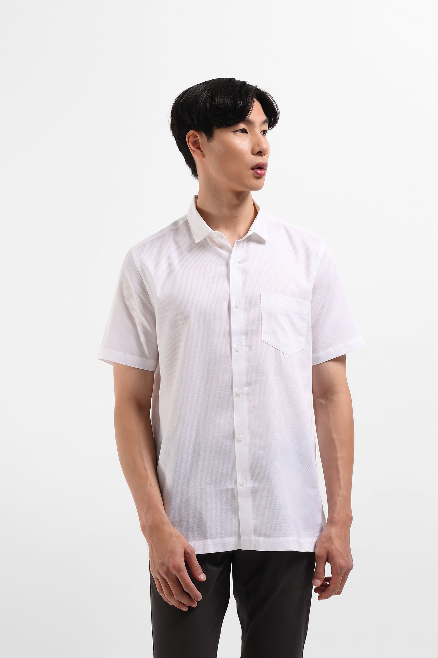 MANZONE Kemeja Pria Lengan Pendek  WALT 02-WH - WHITE