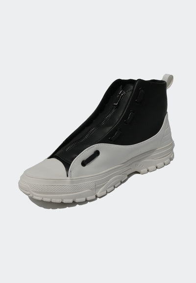 MANZONE Sepatu Pria  ENDURE - BLACK