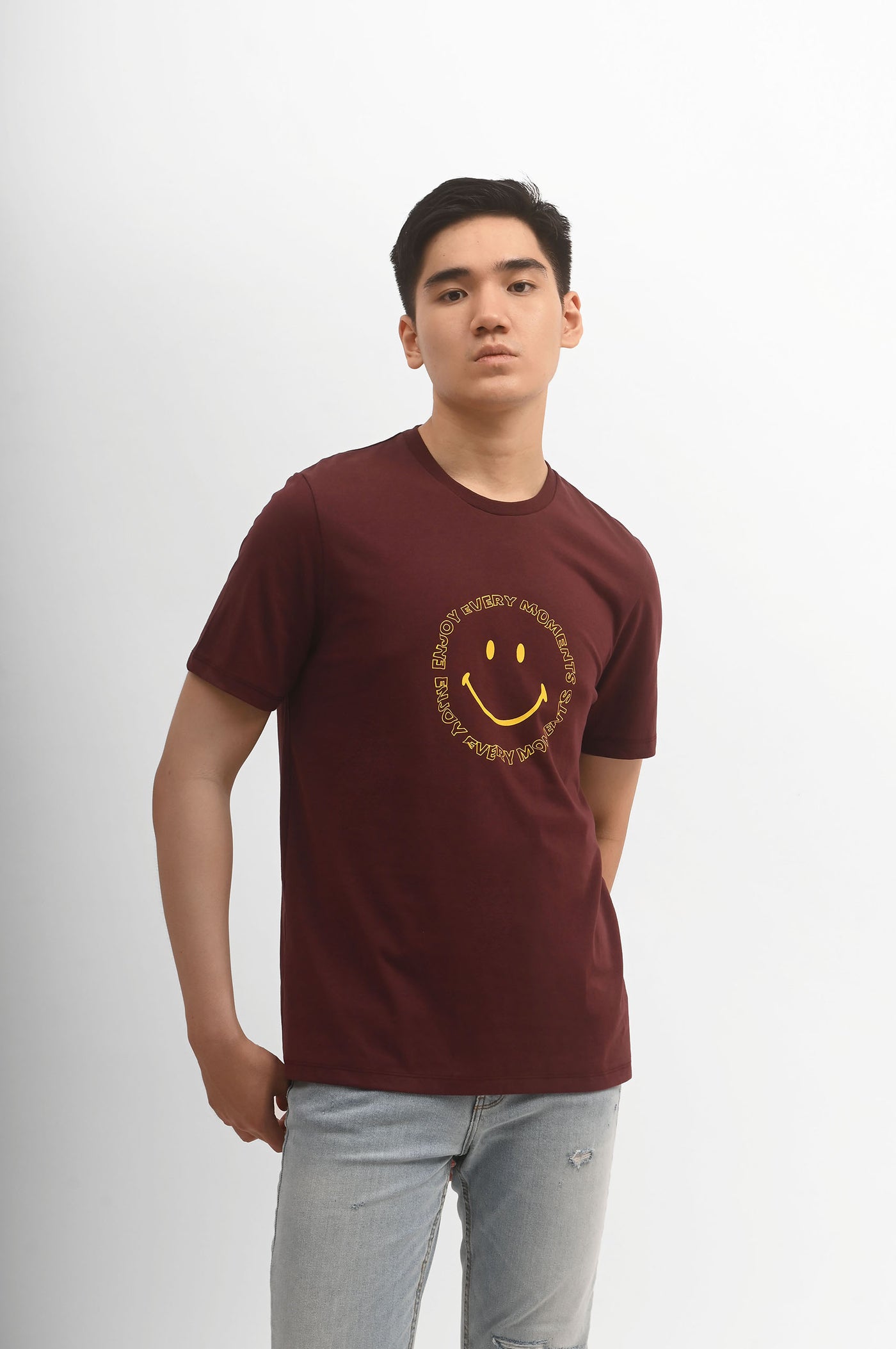 MANZONE Kaos Pria Lengan Pendek MZT-MOMENTS-MA - MAROON