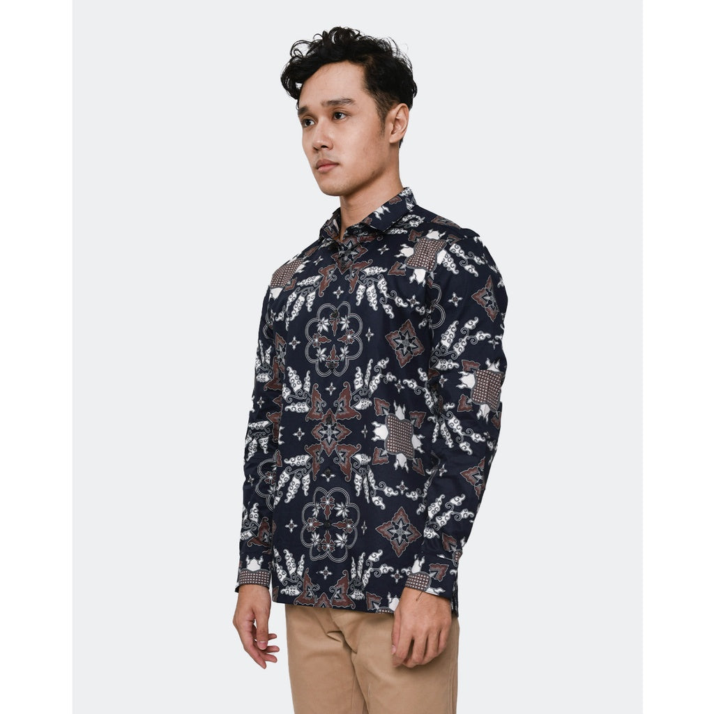 MANZONE Kemeja Batik Lengan Panjang GANDAWASA - NAVY – Manzone Store